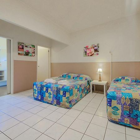 Biggera Waters Marlin Motel מראה חיצוני תמונה