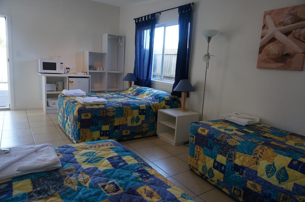 Biggera Waters Marlin Motel חדר תמונה