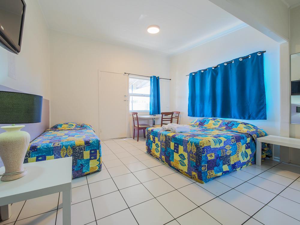 Biggera Waters Marlin Motel מראה חיצוני תמונה